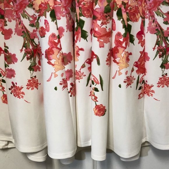 Gabby Skye Sleeveless Floral Fit & Flare Dress - Picture 14 of 16